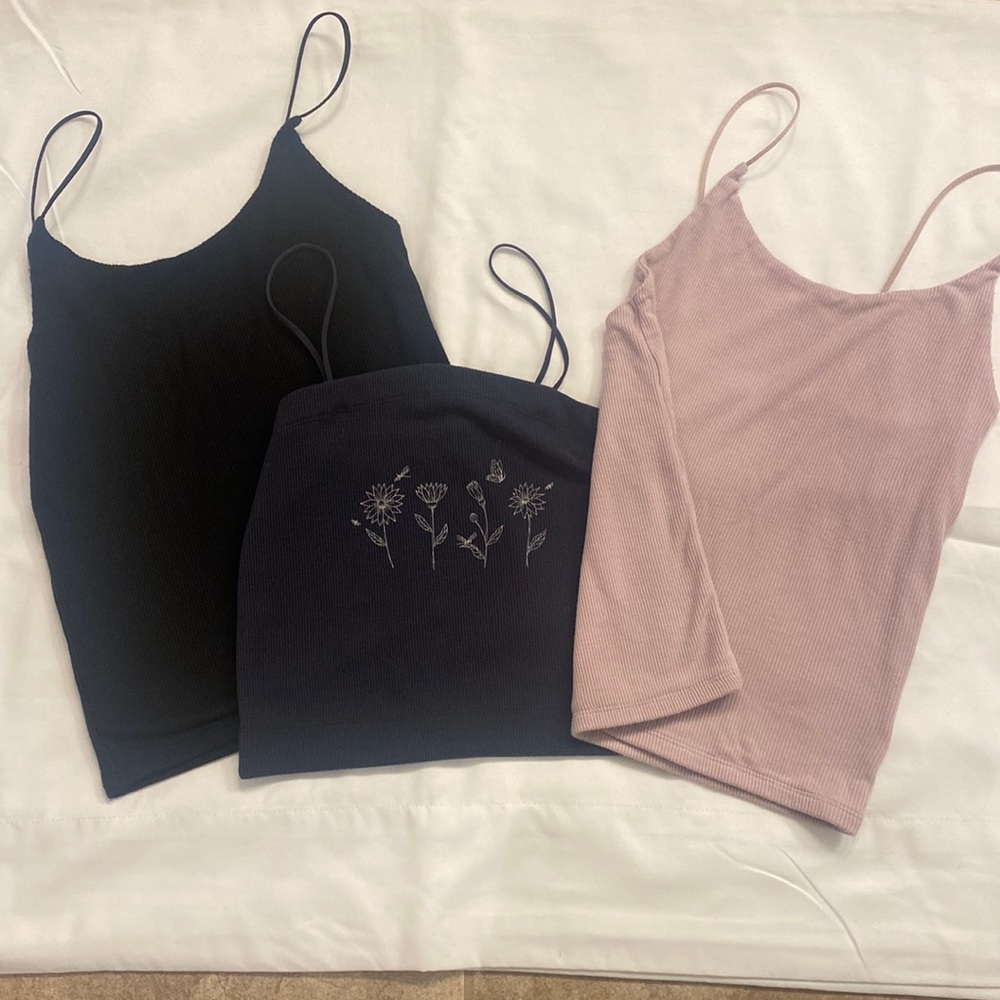 American Eagle ribbed tank top set of 3 XS.